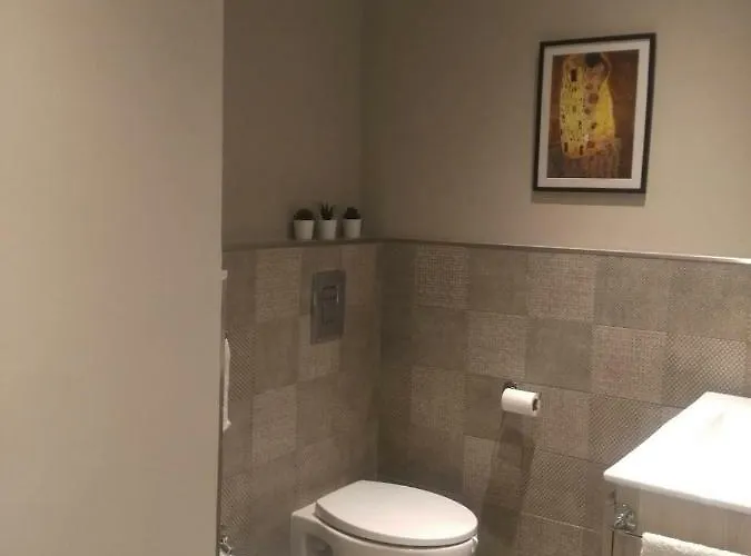 Giuly's House Cozy & Comfy In ....real !!!